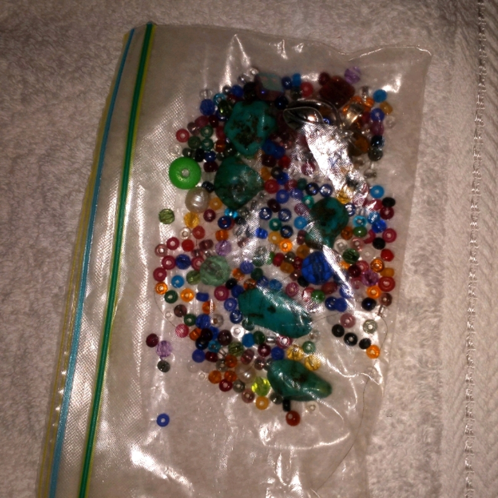 Assorted Beads - Picture 5 of 7